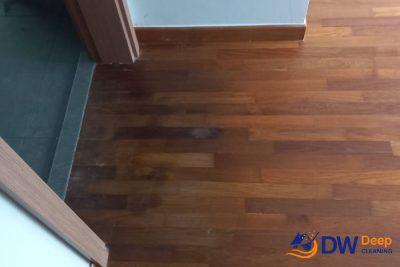 dirt-build-up-6-signs-its-time-to-book-professional-floor-cleaning-services-floor-cleaning-dw-deep-cleaning-services-singapore