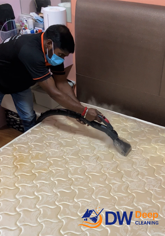 featured-mattress-cleaning-dw-deep-cleaning-singapore-hdb-sembawang