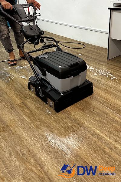 home-2-deep-cleaning-service-dw-deep-cleaning-singapore